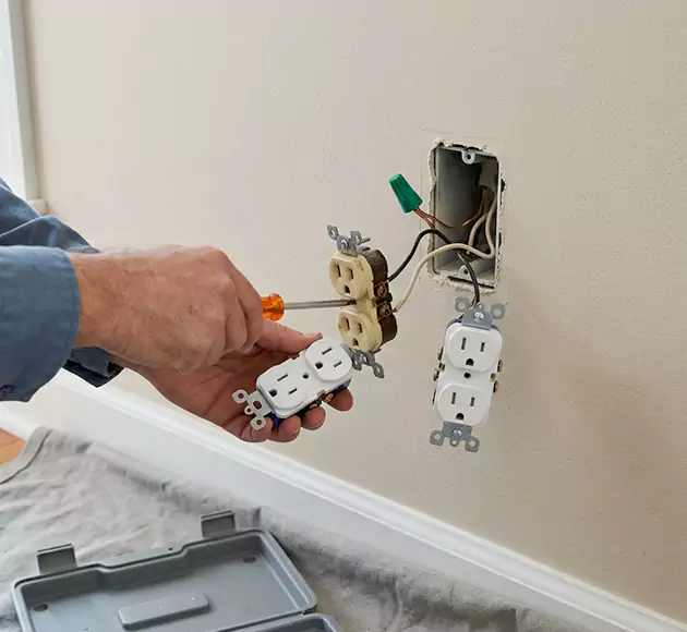 Professional Outlet Replacement: Your Local Swap-Out Team in Pelham, AL